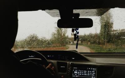 Cómo cuidar las lunas del coche ante los cambios de estación